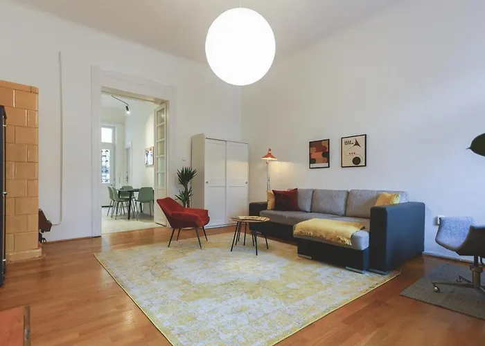 Center Lovely Balcony Flat Budapest