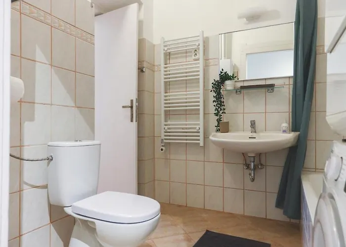 Center Lovely Balcony Flat Apartmán *