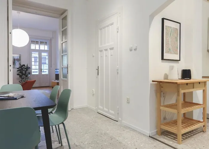 Center Lovely Balcony Flat Apartament Budapesta