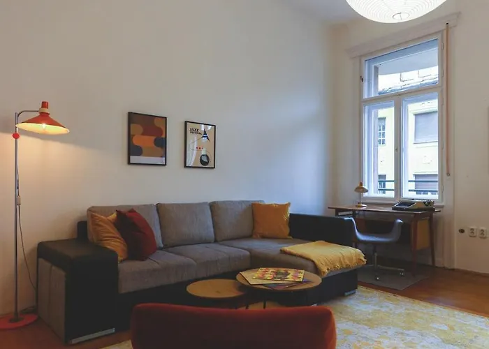 Center Lovely Balcony Flat Lägenhet Budapest